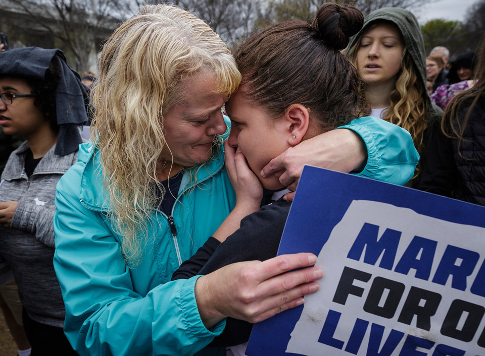 Hơn một triệu người Mỹ diễu hành yêu cầu kiểm soát súng